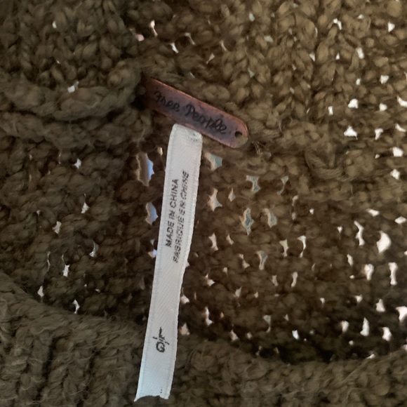 Free People Sweater - Picture 3 of 4
